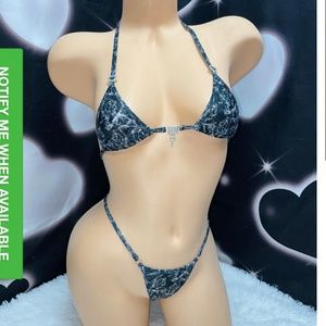 Mini bikini rave outfit